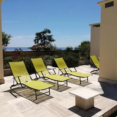 Les Palmiers Apartman Menton