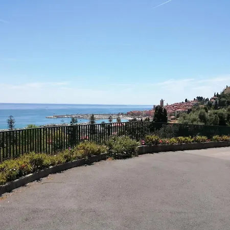 Les Palmiers Apartman Menton