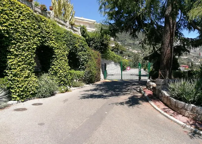 Les Palmiers * Menton