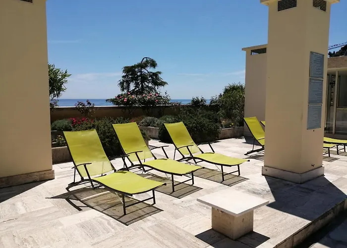 Les Palmiers Apartment Menton